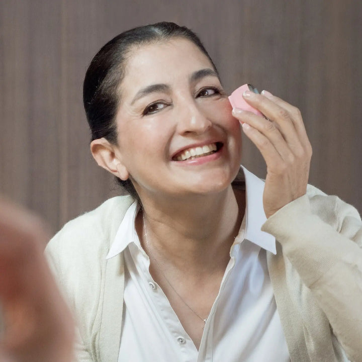 Rejuvenation &amp; Cleansing Device